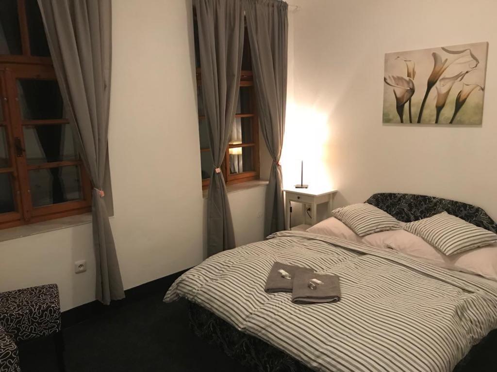 Penzion Restaurace U Helferu Libuň Buitenkant foto