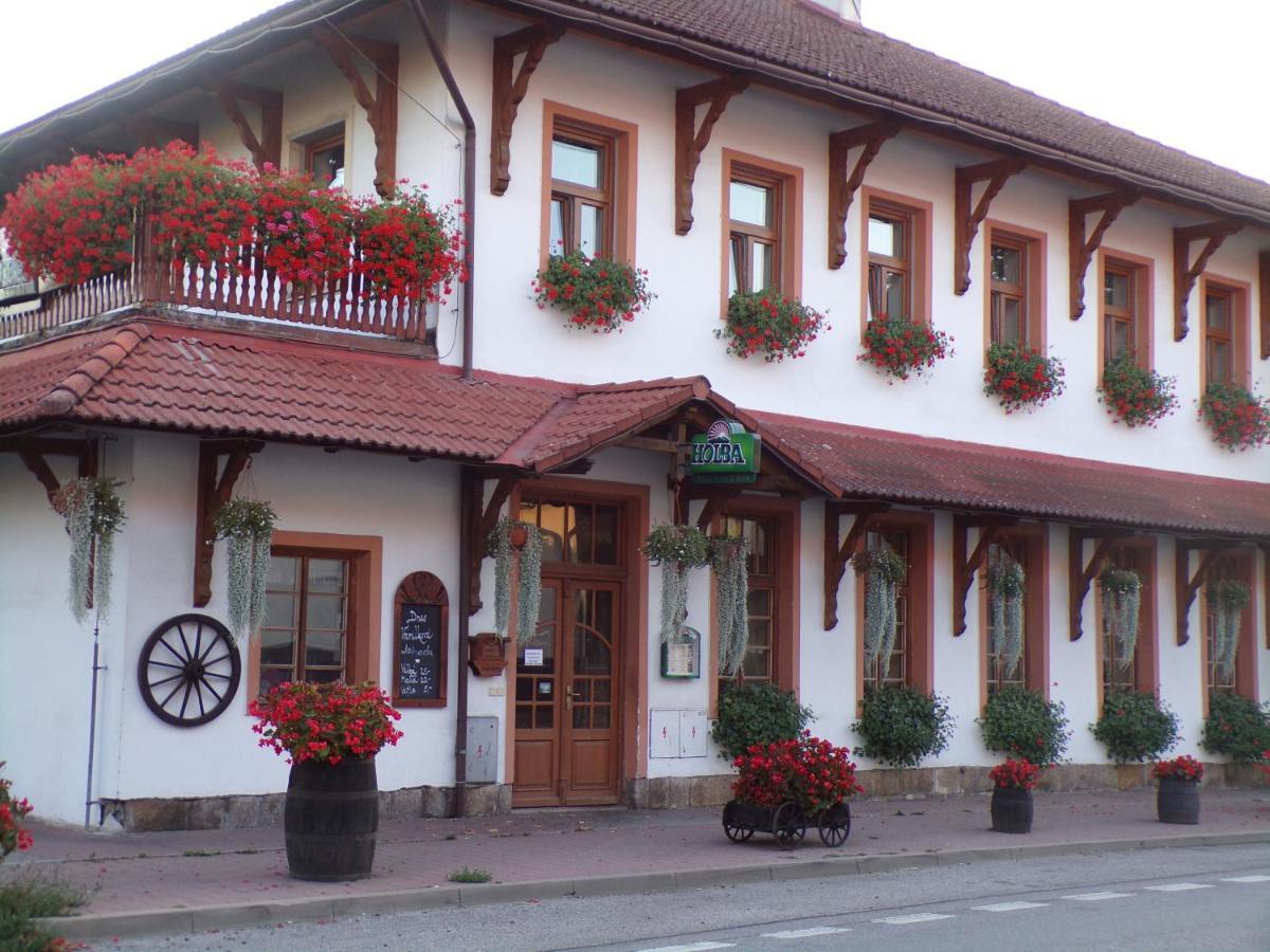 Penzion Restaurace U Helferu Libuň Buitenkant foto
