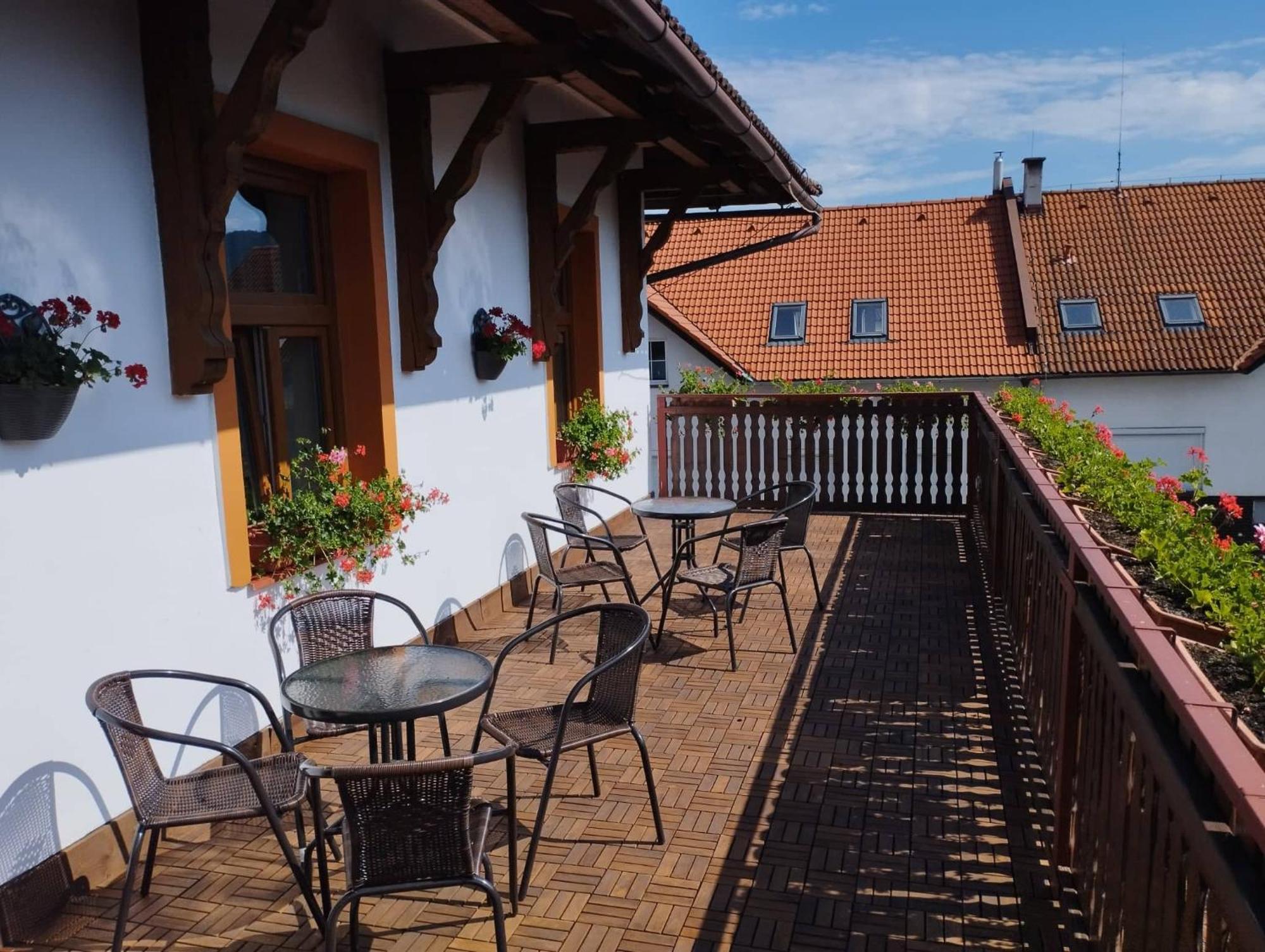 Penzion Restaurace U Helferu Libuň Buitenkant foto